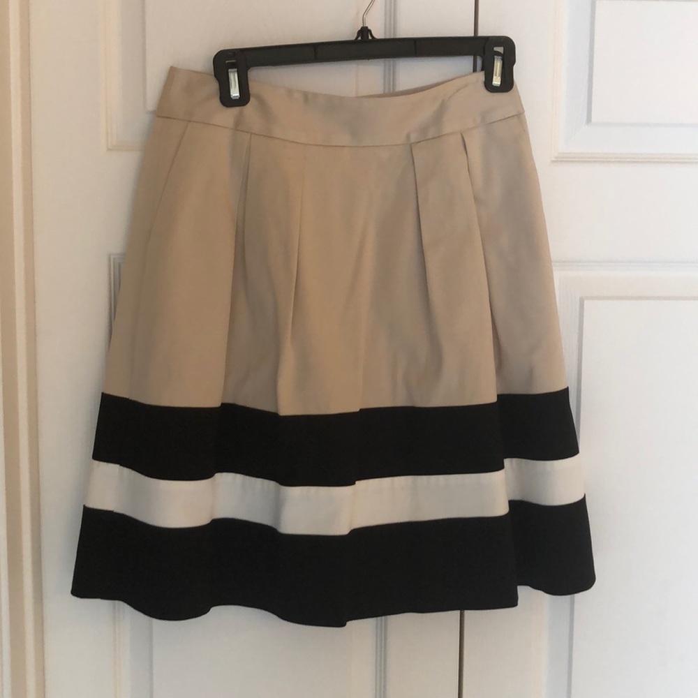 WHBM size 4 skirt
